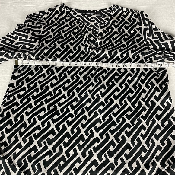 INC International Concepts Black and Cream patterned blouse. Roll tab sleeves. - Picture 5 of 9